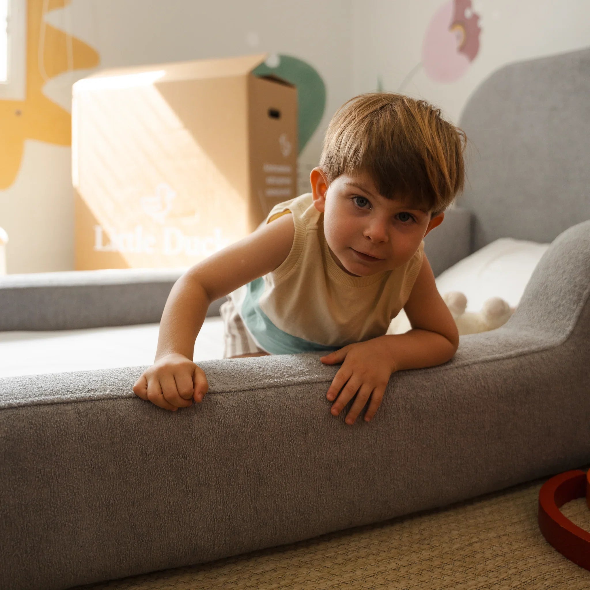Little Duck Montessori Bed – Stone Castle Gray